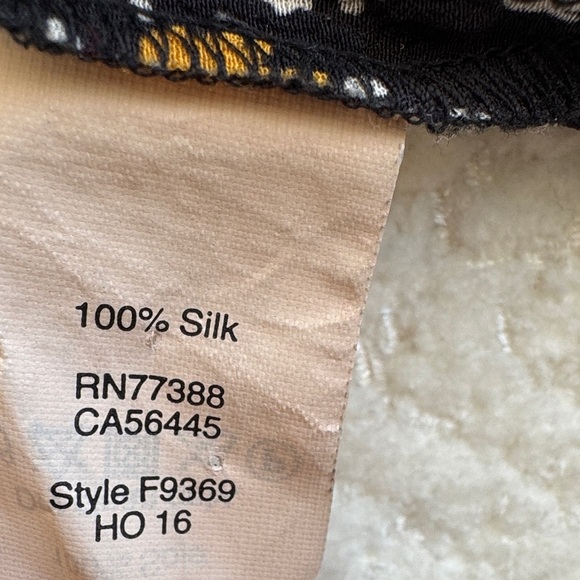 Madewell Black and Yellow Floral Blouse 100% Silk Size L - Picture 6 of 6